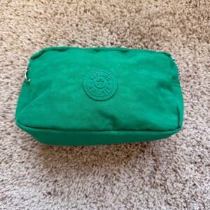 Kipling Green Traveling Pouch